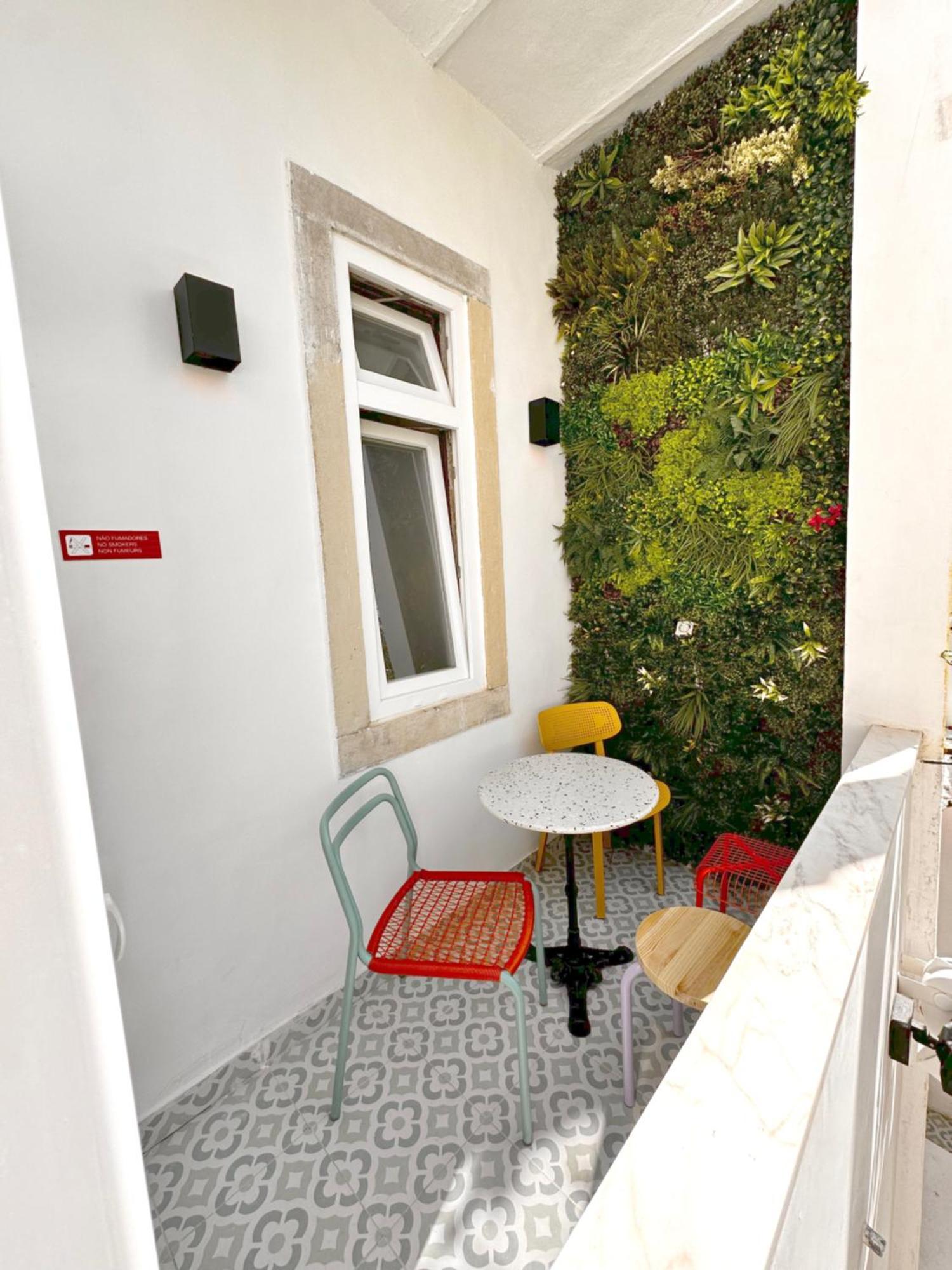 Lisbon Chillout Hostel Exterior photo