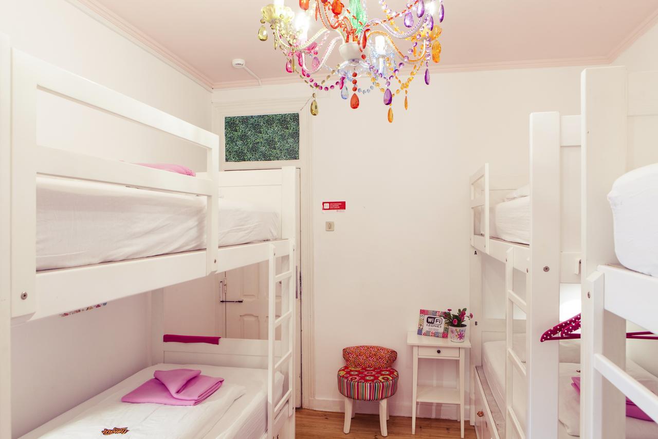 Lisbon Chillout Hostel Exterior photo