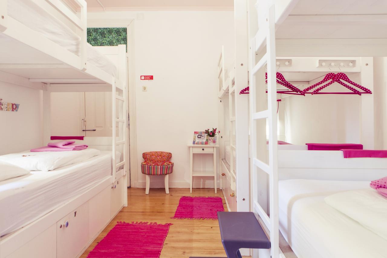 Lisbon Chillout Hostel Exterior photo