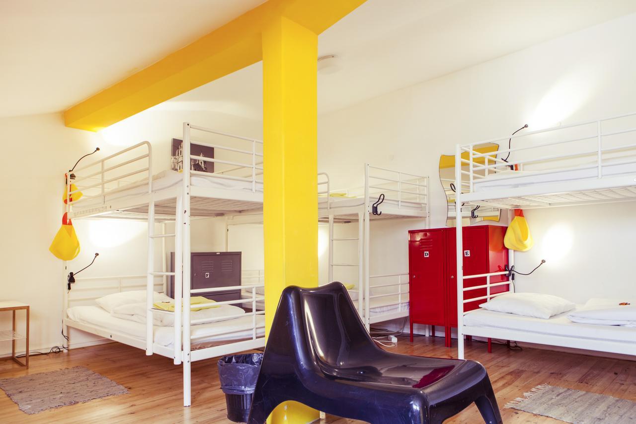 Lisbon Chillout Hostel Exterior photo