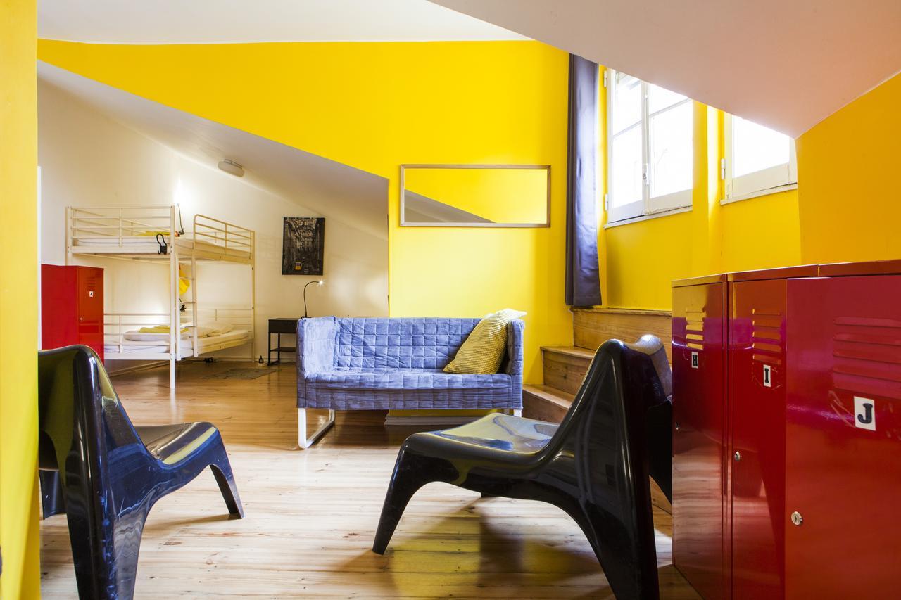 Lisbon Chillout Hostel Exterior photo