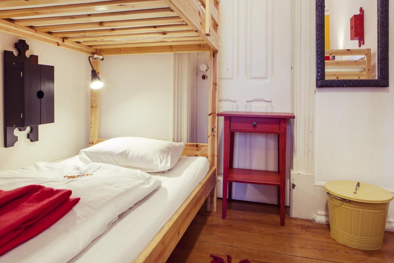 Lisbon Chillout Hostel Exterior photo